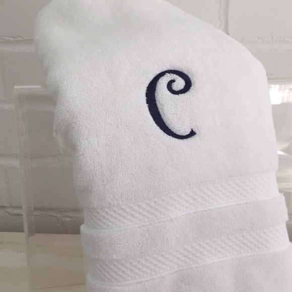 Embroidered (C) hand towel. Initial C. White hand towel. Initialed hand towel - Picture 4 of 7